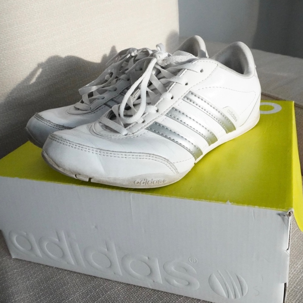 White and silver Adidas shoes size 5.5